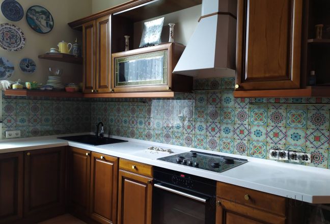 Фартук с фотопечатью фото: текстура плитки, заказ #ИНУТ-6292, Коричневая кухня.