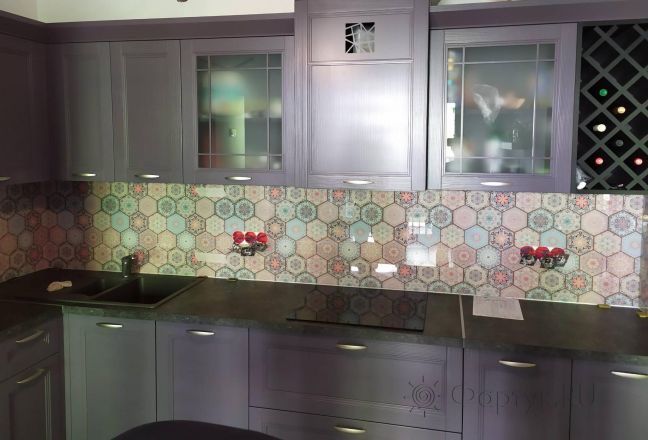 Стеновая панель фото: текстура разноцветной плитки, заказ #ИНУТ-4267, Серая кухня.