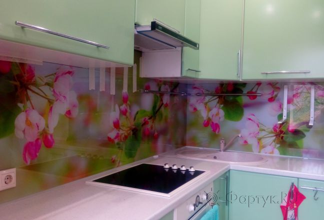 Скинали для кухни фото: цветение вишни, заказ #ИНУТ-947, Зеленая кухня. Изображение 205236