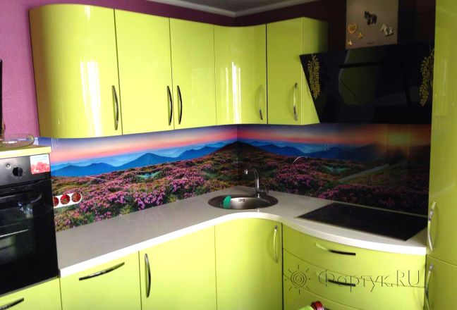 Скинали для кухни фото: цветочная поляна в лиловых цветах заката., заказ #S-179, Зеленая кухня. Изображение 111522