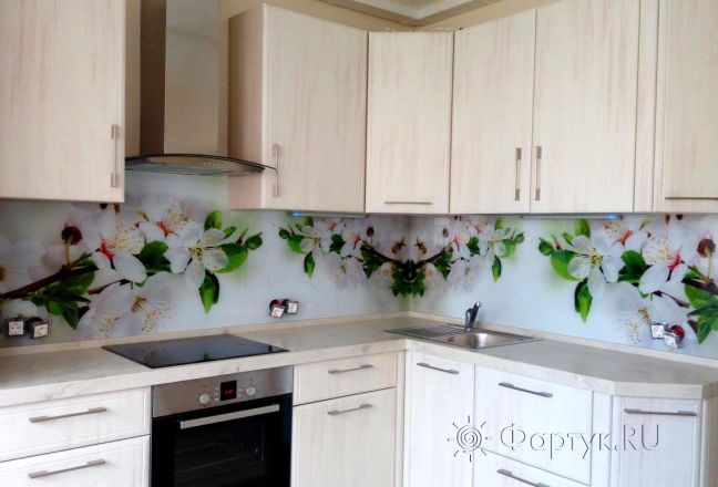 Фартук для кухни фото: цветущие ветки, заказ #ГМУТ-152, Белая кухня. Изображение 189070