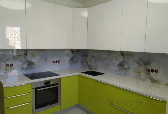 Скинали для кухни фото: цветущие ветки, заказ #ИНУТ-1402, Зеленая кухня. Изображение 205148