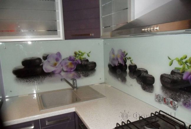 Фартук фото: цветы на камнях, заказ #SN-82, Фиолетовая кухня. Изображение 111834