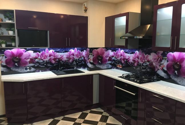 Фартук фото: цветы на камнях, заказ #КРУТ-2434, Фиолетовая кухня.