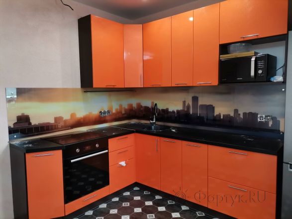 Фартук стекло фото: утро в чикаго, заказ #ИНУТ-9303, Оранжевая кухня.