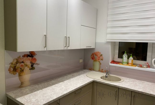 Стеновая панель фото: вазы с цветами, заказ #КРУТ-2804, Серая кухня.