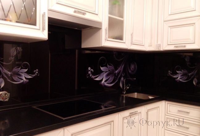 Фартук для кухни фото: вензеля в виде цветов, заказ #УТ-1460, Белая кухня. Изображение 110508
