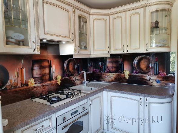 Скинали для кухни фото: винные бочки, вино на деревянном столе, заказ #ИНУТ-9591, Желтая кухня.