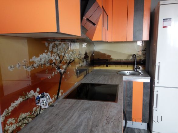 Фартук стекло фото: вишневое дерево на фоне заката, заказ #ГМУТ-350, Оранжевая кухня.