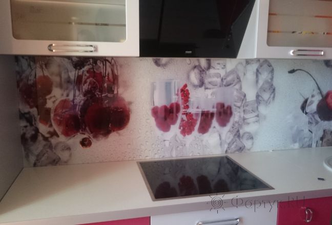 Фартук фото: вишня во льду, заказ #КРУТ-037, Фиолетовая кухня. Изображение 112106