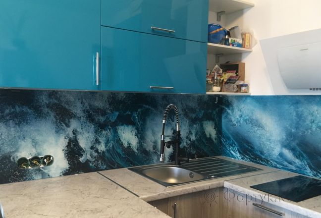 Стеклянная фото панель: волна, заказ #КРУТ-823, Синяя кухня. Изображение 182948