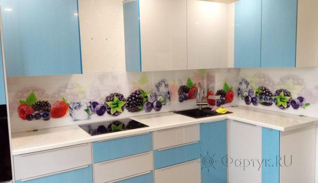 Стеклянная фото панель: ягоды и лед, заказ #ИНУТ-3533, Синяя кухня.