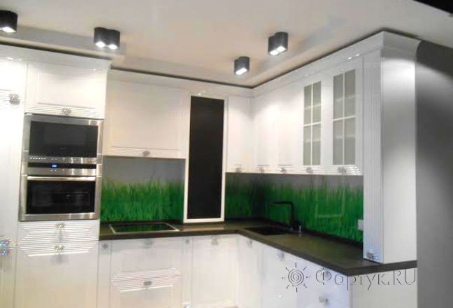 Фартук для кухни фото: ярко-зеленая трава., заказ #SK-1022, Белая кухня.