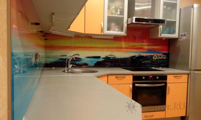 Фартук стекло фото: закат на каменистом берегу моря, заказ #ИНУТ-418, Оранжевая кухня.