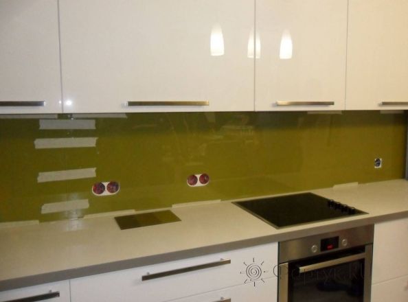 Фартук для кухни фото: заливка оливкового цвета., заказ #S-1293, Белая кухня.