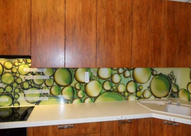 Фартук с фотопечатью фото: зеленые пузыри., заказ #S-1059, Коричневая кухня.