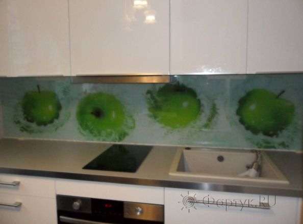 Фартук для кухни фото: зеленые яблоки в воде., заказ #SN-331, Белая кухня.