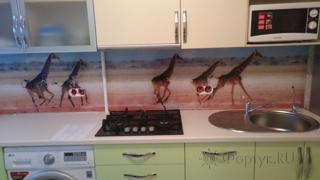 Скинали для кухни фото: жирафы, заказ #УТ-1962, Зеленая кухня.