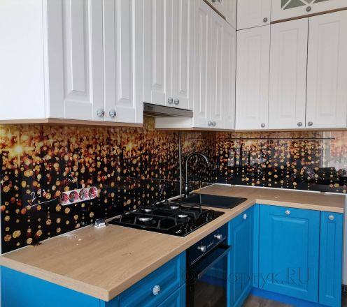 Стеклянная фото панель: золотая россыпь, заказ #ИНУТ-8575, Синяя кухня.