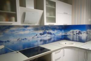 Фартук для кухни фото: заснеженные горы, заказ #КРУТ-926, Белая кухня.