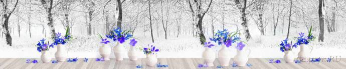 Скинали — Белые вазы с ярко-синими цветами на фоне зимнего леса 