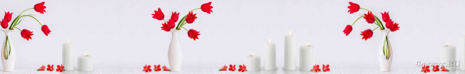 Скинали — Красные цветы в высокой белой вазе