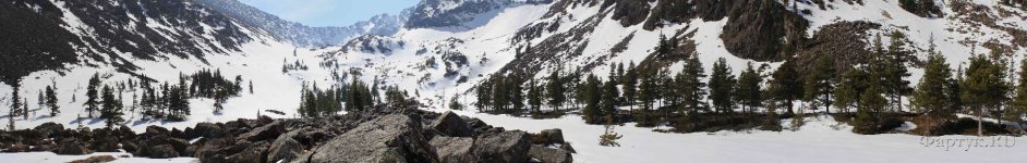 Скинали — Солнечные блики на снегу в горах