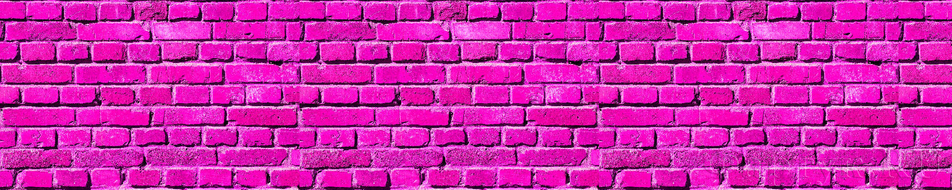 Стена из розовых кирпичей