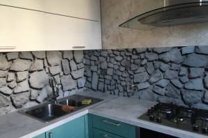 Фартук для кухни фото: текстура мелкого и крупного камня, заказ #КРУТ-623, Белая кухня.
