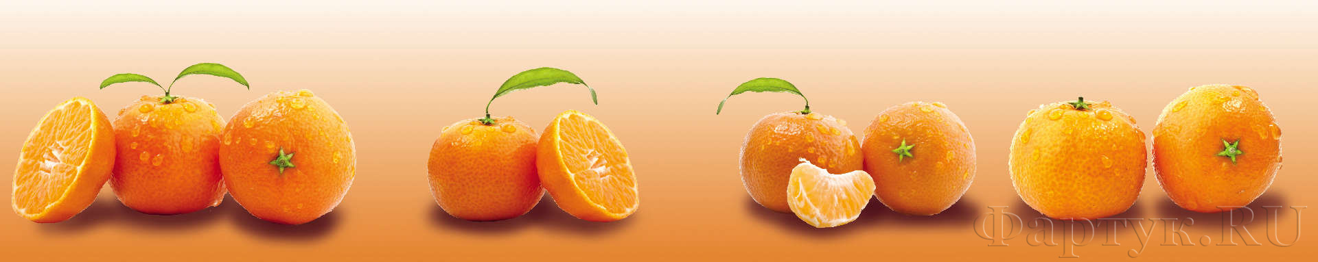 Сочные мандарины на оранжевом фоне