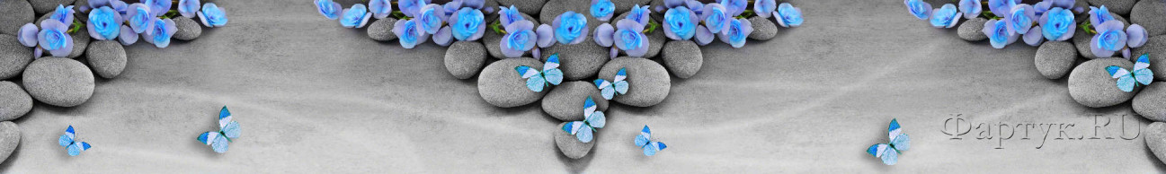 Скинали — Голубые бабочки и цветы на серых камнях