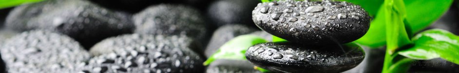 Скинали — Черные камни в капельках воды