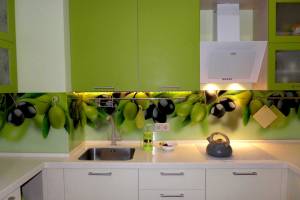 Скинали для кухни фото: коллаж из оливок, заказ #ИНУТ-130, Зеленая кухня.
